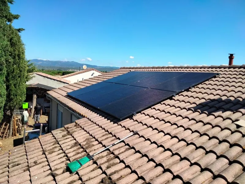 Installation Soleva Home chez un particulier : maison individuelle, modules full black