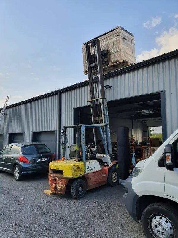 Installation Soleva Pro pour un professionnel : atelier, manutention du matériel